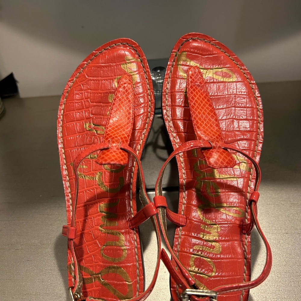 Sam Edelman coral Croc-Embossed Thong Sandals with Gold Print